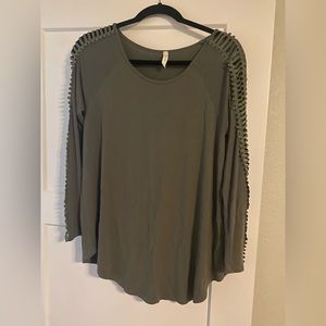 Long sleeve shirt